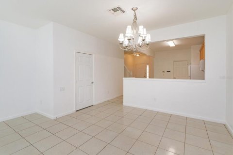 Touwnhouse à vendre à Sanford, Floride: 3 chambres, 156.73 m2 № 2373936 - photo 9