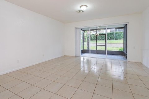 Touwnhouse à vendre à Sanford, Floride: 3 chambres, 156.73 m2 № 2373936 - photo 11