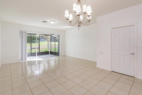 Touwnhouse à vendre à Sanford, Floride: 3 chambres, 156.73 m2 № 2373936 - photo 10