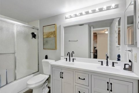 Condominio en venta en Sunrise, Florida, 2 dormitorios, 130.43 m2 № 2077623 - foto 14