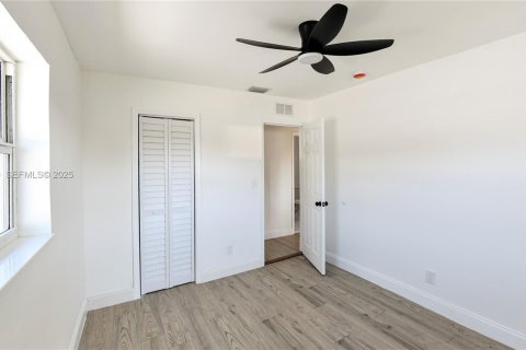 Villa ou maison à vendre à Fort Lauderdale, Floride: 4 chambres, 304.72 m2 № 1994276 - photo 11