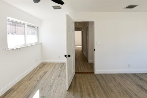 Villa ou maison à vendre à Fort Lauderdale, Floride: 4 chambres, 304.72 m2 № 1994276 - photo 26