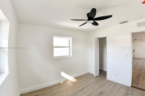 Villa ou maison à vendre à Fort Lauderdale, Floride: 4 chambres, 304.72 m2 № 1994276 - photo 12