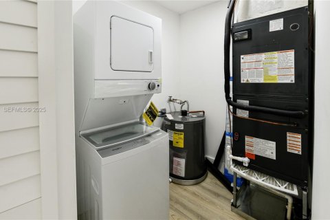 Villa ou maison à vendre à Fort Lauderdale, Floride: 4 chambres, 304.72 m2 № 1994276 - photo 22