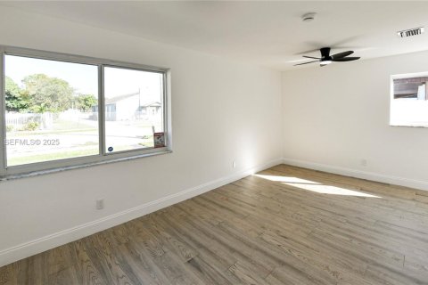 Villa ou maison à vendre à Fort Lauderdale, Floride: 4 chambres, 304.72 m2 № 1994276 - photo 25