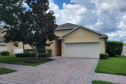 Casa en alquiler en Davenport, Florida, 4 dormitorios, 179.95 m2 № 1912964 - foto 1