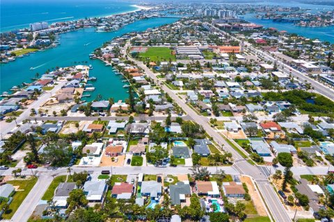 Casa en venta en Saint Pete Beach, Florida, 3 dormitorios, 133.59 m2 № 1849811 - foto 15