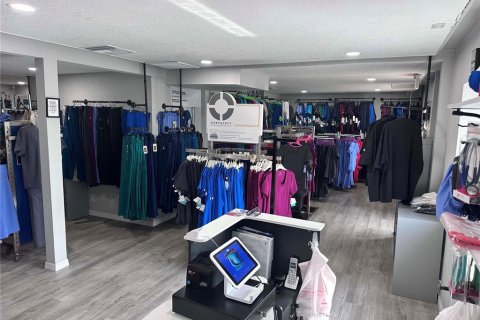 Купить коммерческую недвижимость в Сент-Питерсберг, Флорида 133.78м2, № 1536364 - фото 11