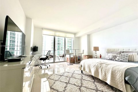 Estudio en el Condominio en Miami, Florida № 1996409