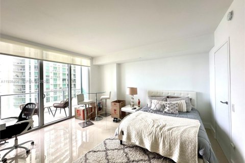Condominio en alquiler en Miami, Florida, 34.84 m2 № 1996409 - foto 2