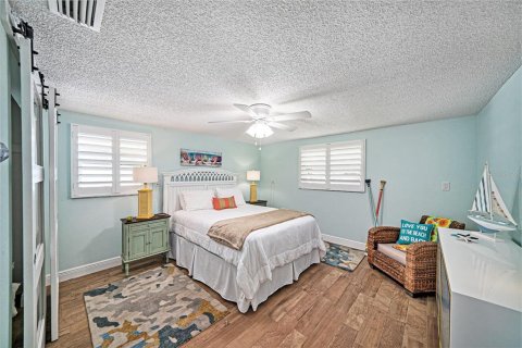 House in Hudson, Florida 2 bedrooms, 162.76 sq.m. № 1565326 - photo 17