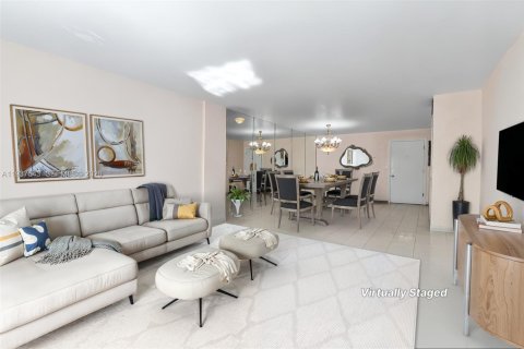 Copropriété à vendre à Hallandale Beach, Floride: 2 chambres, 111.48 m2 № 2090906 - photo 3