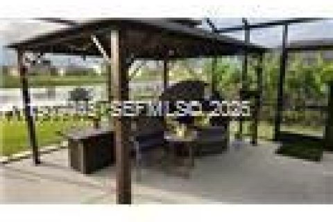 Villa ou maison à louer à Vero Beach, Floride: 4 chambres, 179.67 m2 № 2051570 - photo 15