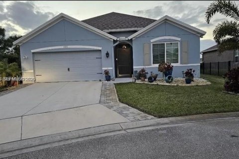 Villa ou maison à Vero Beach, Floride 4 chambres, 179.67 m2 № 2051570