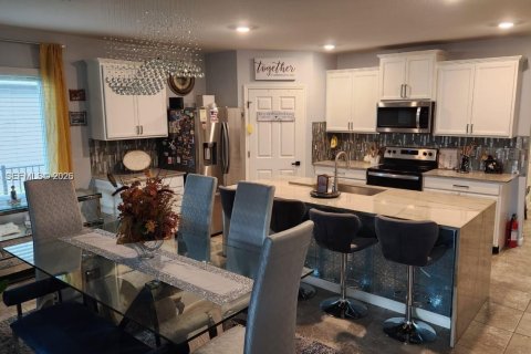 Villa ou maison à louer à Vero Beach, Floride: 4 chambres, 179.67 m2 № 2051570 - photo 5