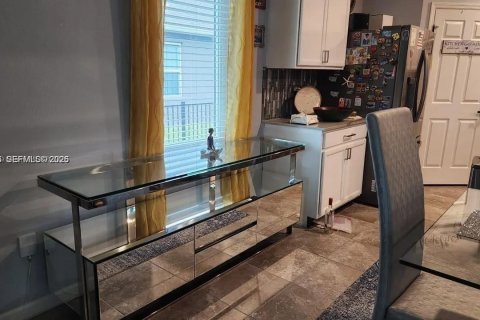 Villa ou maison à louer à Vero Beach, Floride: 4 chambres, 179.67 m2 № 2051570 - photo 8