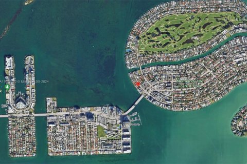 Propiedad comercial en venta en Miami Beach, Florida № 1979342 - foto 6