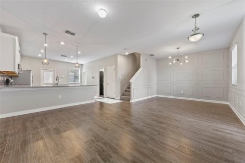 Adosado en venta en Orlando, Florida, 3 dormitorios, 151.99 m2 № 2205262 - foto 9
