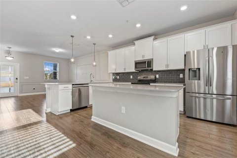 Adosado en venta en Orlando, Florida, 3 dormitorios, 151.99 m2 № 2205262 - foto 11