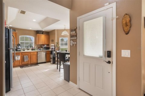 House in Orlando, Florida 4 bedrooms, 166.39 sq.m. № 1778685 - photo 7