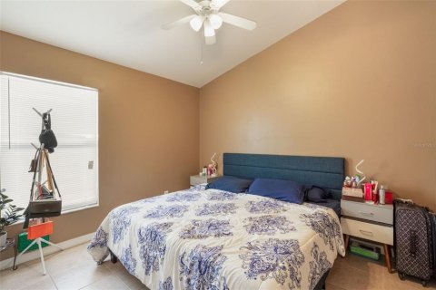 House in Orlando, Florida 4 bedrooms, 166.39 sq.m. № 1778685 - photo 24