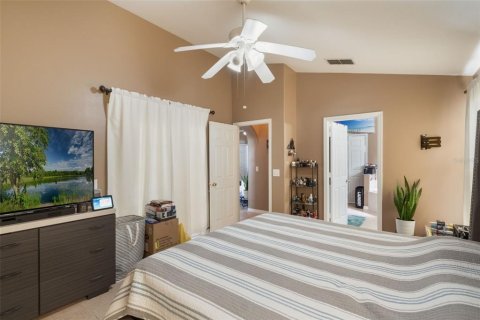 House in Orlando, Florida 4 bedrooms, 166.39 sq.m. № 1778685 - photo 17