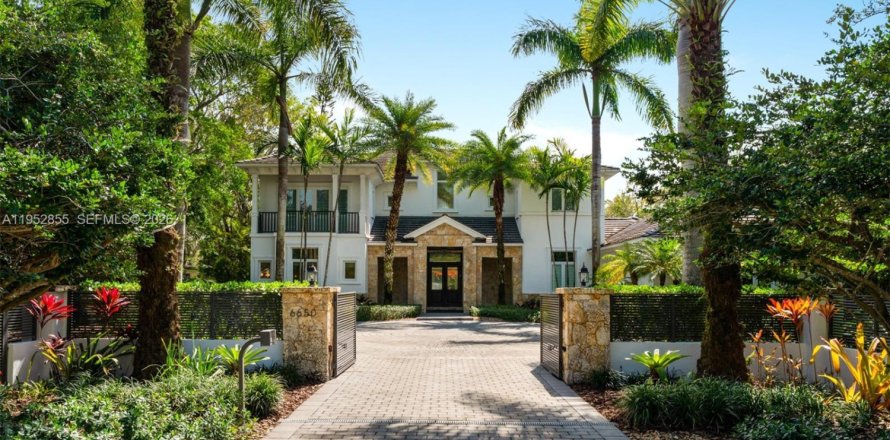 Дом в Пайнкрест, Флорида 6 спален, 636.19м2 № 2041421