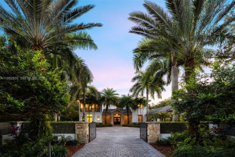 Купить виллу или дом в Пайнкрест, Флорида 6 спален, 636.19м2, № 2041421 - фото 18