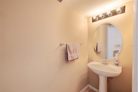 Touwnhouse à vendre à Riverview, Floride: 3 chambres, 149.48 m2 № 2273150 - photo 18