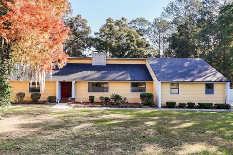 Villa ou maison à Gainesville, Floride 4 chambres, 220.46 m2 № 2128799