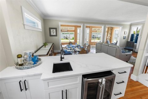 House in Ormond Beach, Florida 4 bedrooms, 291.25 sq.m. № 1836969 - photo 13