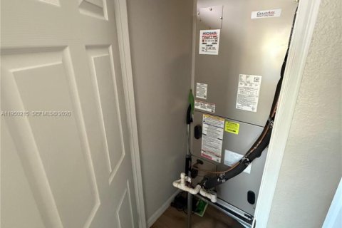 Villa ou maison à louer à Sebring, Floride: 3 chambres, 130.06 m2 № 2005851 - photo 20