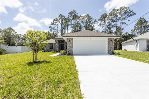 House in Palm Coast, Florida 3 bedrooms, 139.82 sq.m. № 2133838