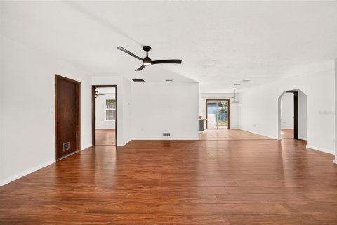 Villa ou maison à vendre à Ocala, Floride: 3 chambres, 137.68 m2 № 2277682 - photo 21