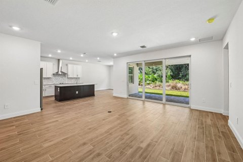 Casa en venta en Vero Beach, Florida, 4 dormitorios, 259.29 m2 № 2247706 - foto 8