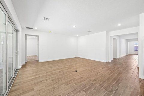 Casa en venta en Vero Beach, Florida, 4 dormitorios, 259.29 m2 № 2247706 - foto 7