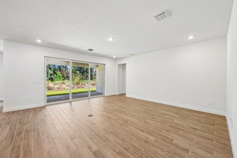 Casa en venta en Vero Beach, Florida, 4 dormitorios, 259.29 m2 № 2247706 - foto 6