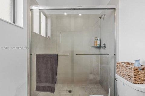 Купить таунхаус в Майами, Флорида 3 спальни, 137.31м2, № 2005424 - фото 21