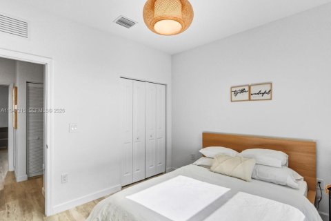 Купить таунхаус в Майами, Флорида 3 спальни, 137.31м2, № 2005424 - фото 26