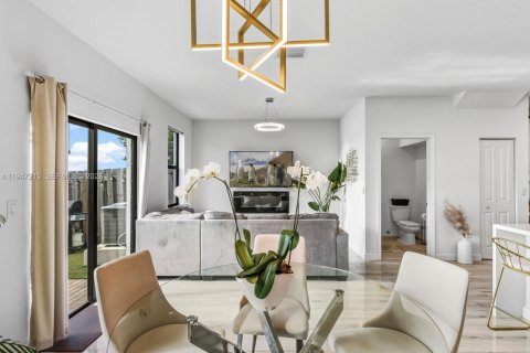 Купить таунхаус в Майами, Флорида 3 спальни, 137.31м2, № 2005424 - фото 16