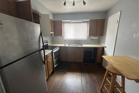 Condominio en venta en Orlando, Florida, 2 dormitorios, 112.23 m2 № 1855443 - foto 2