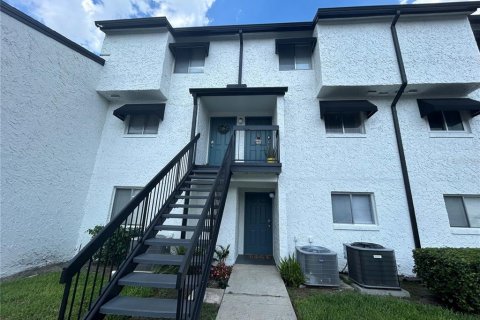 Condominio en venta en Orlando, Florida, 2 dormitorios, 112.23 m2 № 1855443 - foto 1