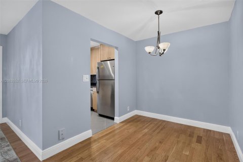 Copropriété à vendre à Pompano Beach, Floride: 2 chambres, 84.54 m2 № 2254853 - photo 6