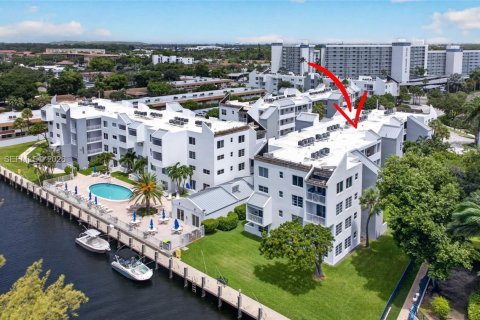 Copropriété à vendre à Pompano Beach, Floride: 2 chambres, 84.54 m2 № 2254853 - photo 27
