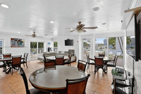 Copropriété à vendre à Pompano Beach, Floride: 2 chambres, 84.54 m2 № 2254853 - photo 25