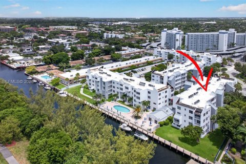 Copropriété à vendre à Pompano Beach, Floride: 2 chambres, 84.54 m2 № 2254853 - photo 29