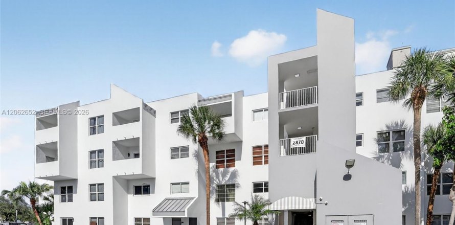 Condo à Pompano Beach, Floride, 2 chambres № 2254853