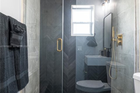 Купить виллу или дом в Форт-Лодердейл, Флорида 4 спальни, 126.25м2, № 2043433 - фото 9