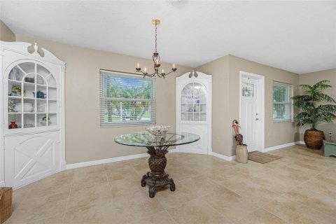 Villa ou maison à vendre à Englewood, Floride: 2 chambres, 138.61 m2 № 1839927 - photo 5