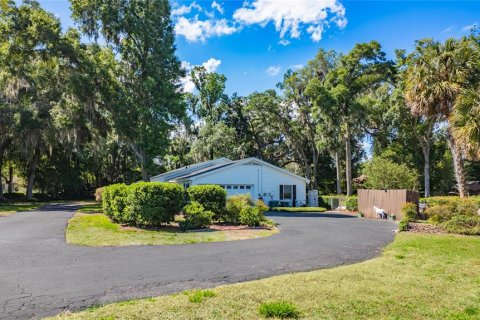 Casa en venta en Ocala, Florida, 3 dormitorios, 273.23 m2 № 2303225 - foto 8
